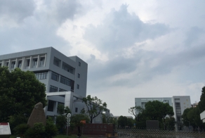 上海群益技术职校